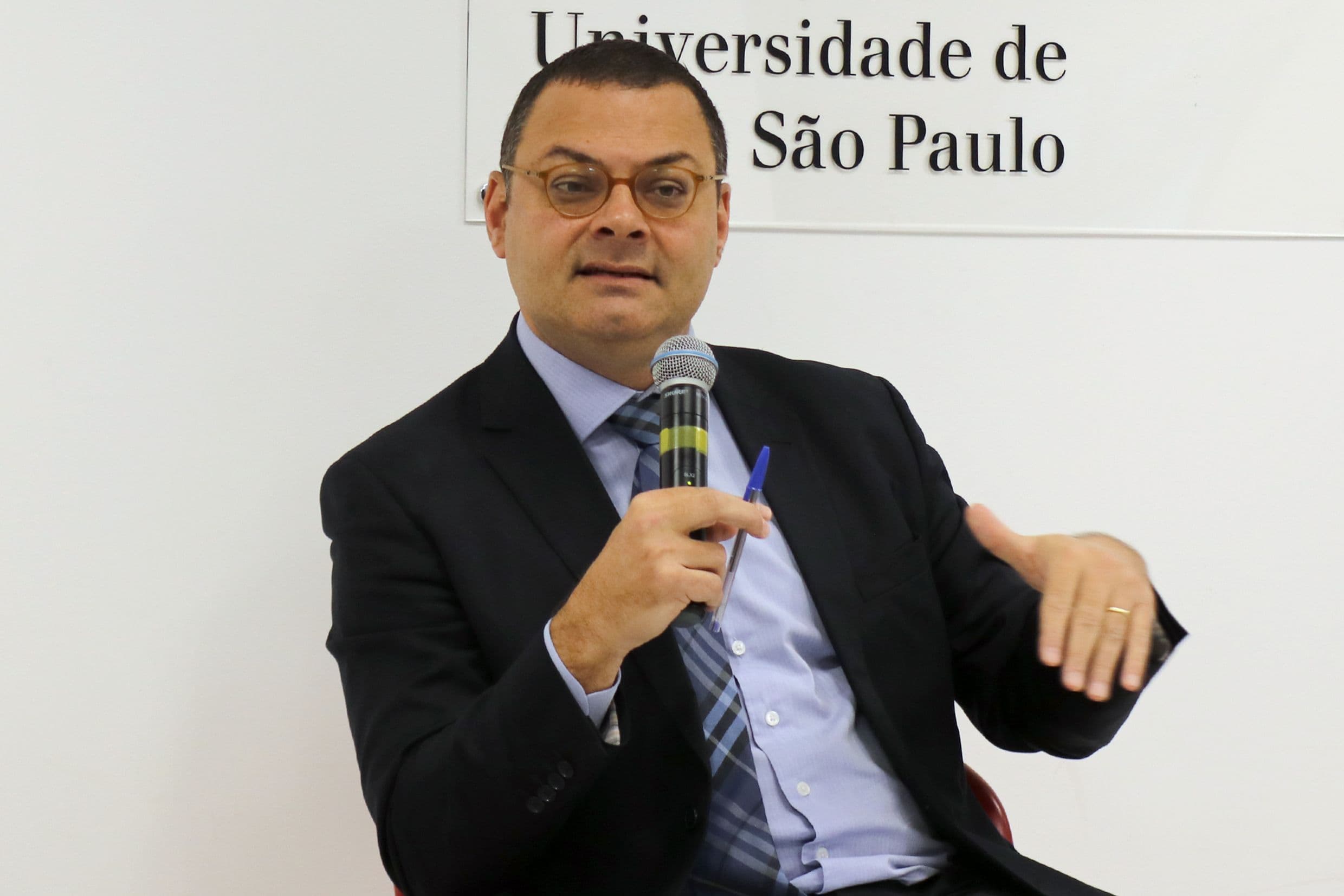 Dr. Fábio Ramazzini Bechara