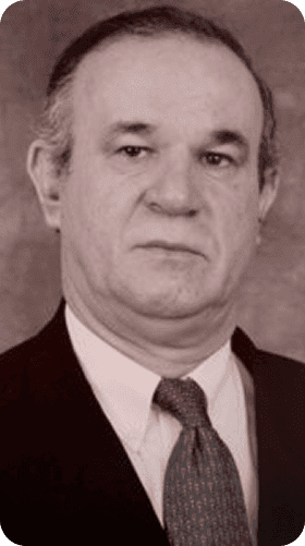 Cezar Roberto Bitencourt
