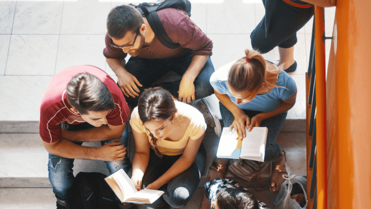 Imagem de capa: 100% dos aprovados na prova oral do 51º Concurso do MP-RS estudaram na FMP - FMP Faculdade de Direito, Porto Alegre