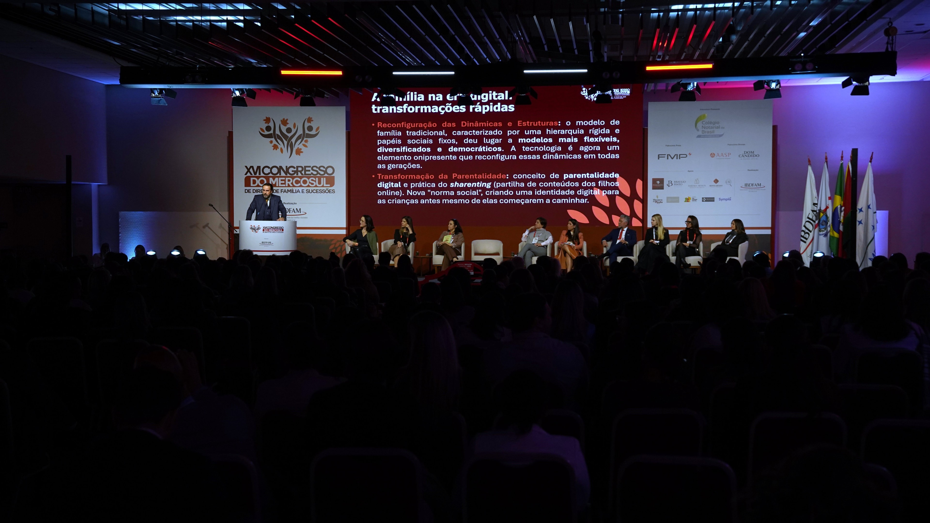 Imagem de capa: Congresso do Mercosul do IBDFAM reúne especialistas da área e conta com presença da FMP - FMP Faculdade de Direito, Porto Alegre