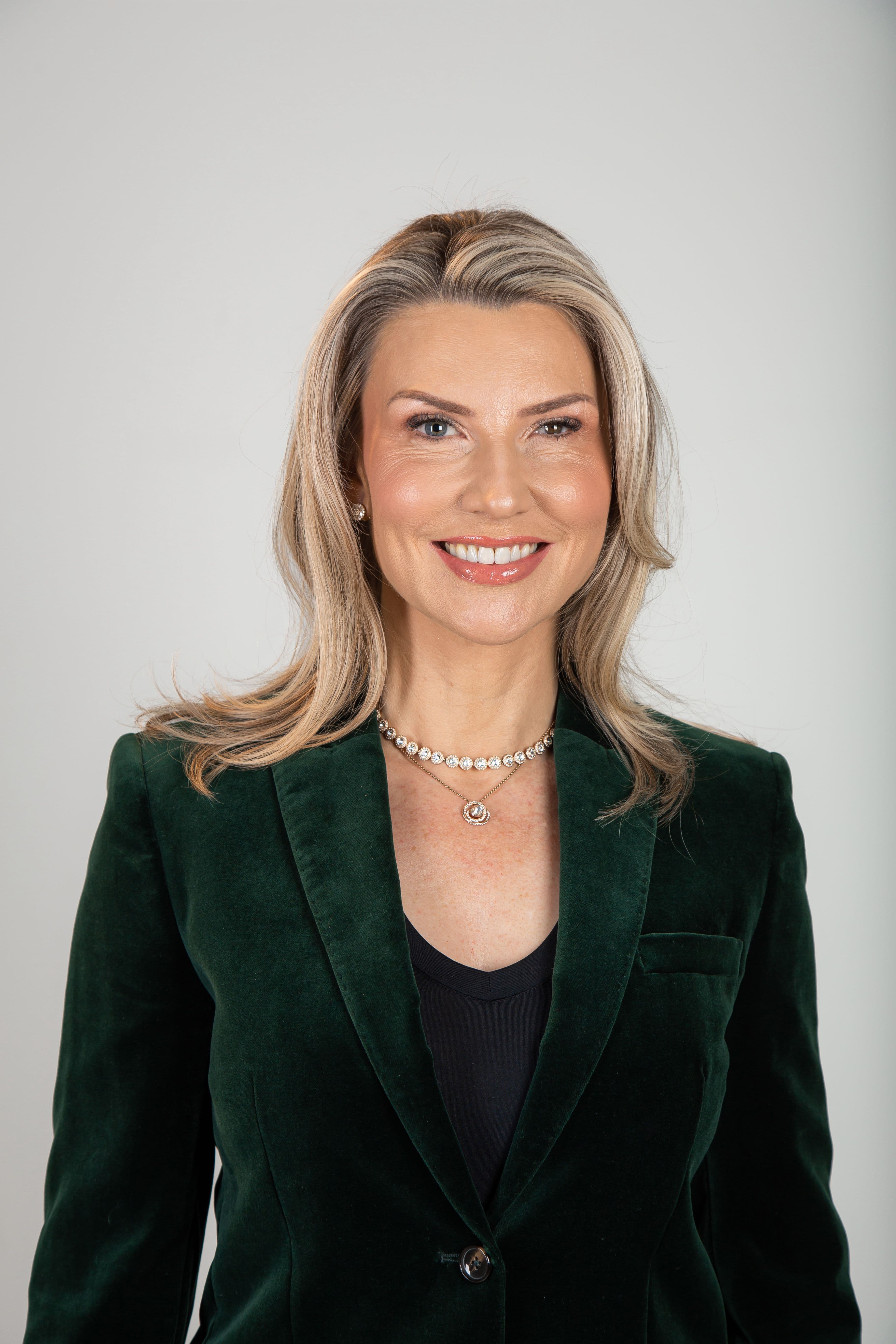 Mônia Clarissa Hennig Leal
