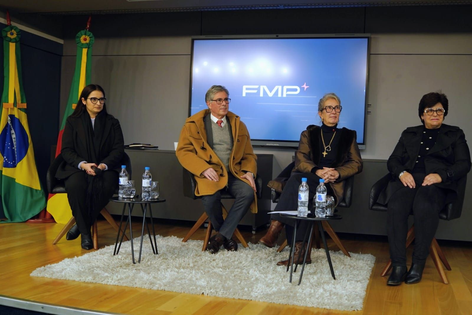 Imagem de capa: Junho Violeta reúne especialistas na FMP para discutir o combate à violência contra a pessoa idosa - FMP Faculdade de Direito, Porto Alegre