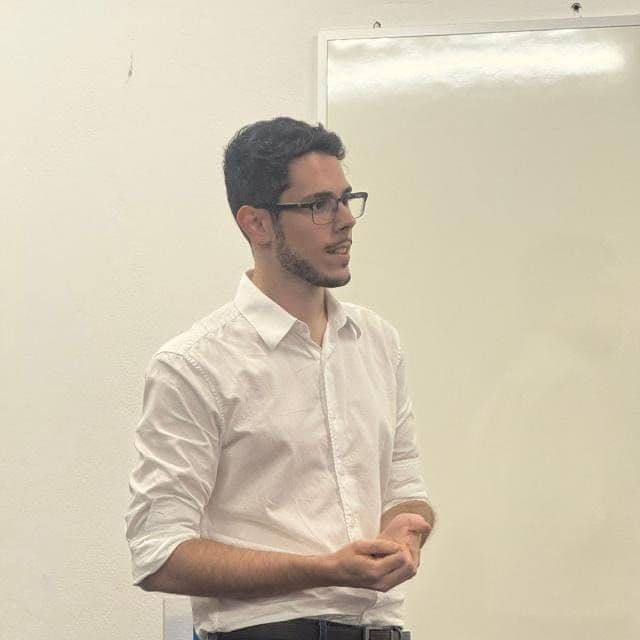 Dr. Gabriel Silveira